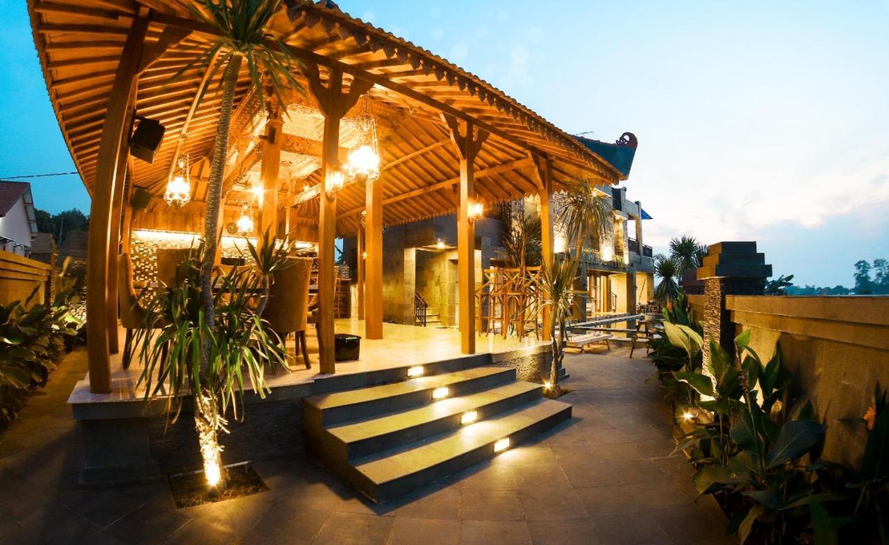 Joglo Jawa Jepara Exterior photo